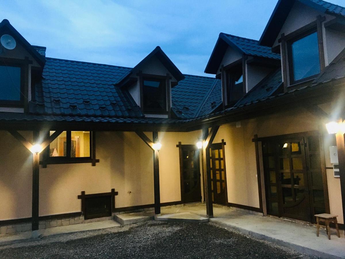 Vas.Vom Aparthotel Manyava Εξωτερικό φωτογραφία